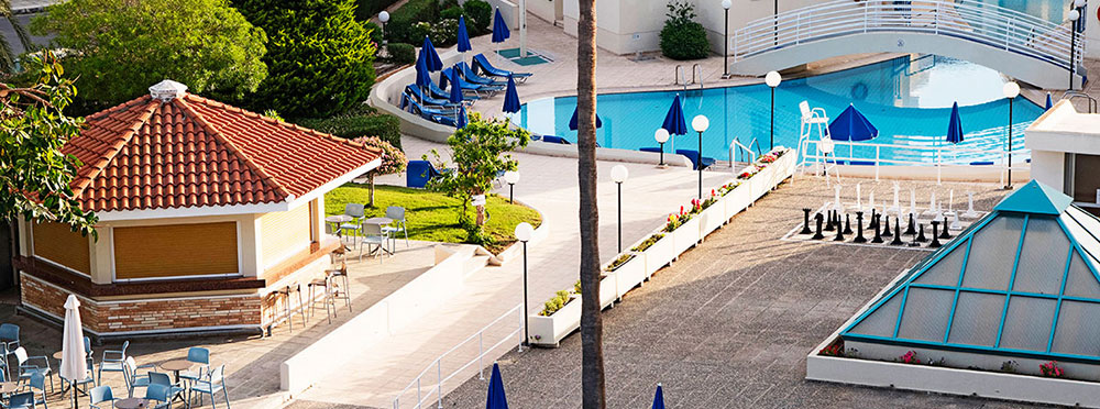 A view of the Kissos Pool.