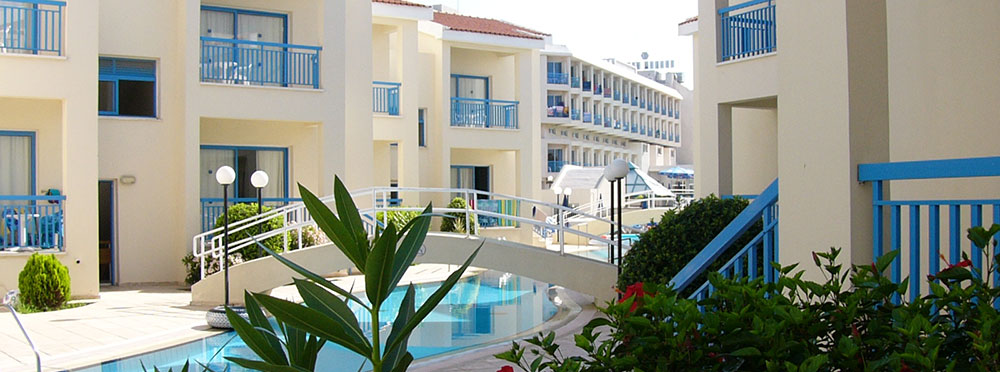Weddings in Cyprus at the Kissos Hotel.
