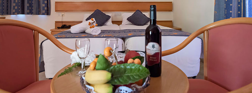 Weddings in Cyprus at the Kissos Hotel.